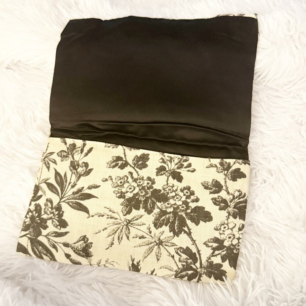 GUCCI BEAUTY | Ivory Cream Black Bloom Y3 Pouch Bag Floral Pattern Linen Japan - Picture 4 of 8